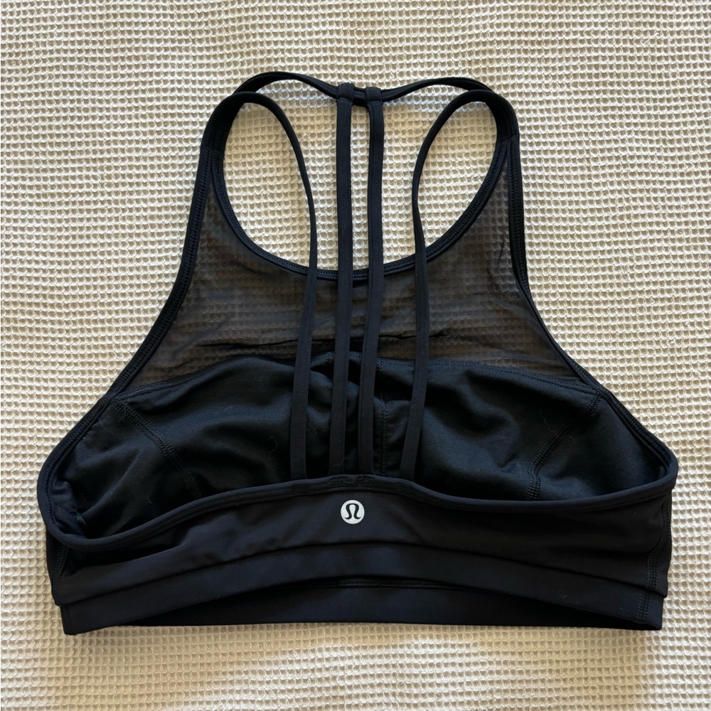 Lululemon high neck sports bra